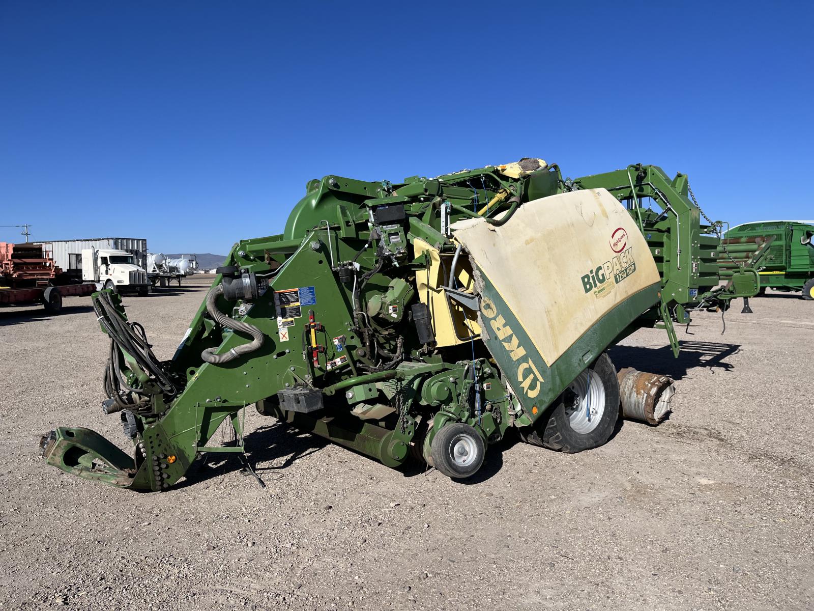 ./imagenes/INVOICE/2019/17593/EMPACADORA KRONE BIG PACK 1290 HDP (1).JPG